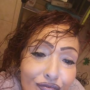 Meet your Posher, Lorie